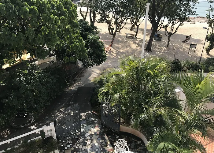 Beach hotel: Concerto Inn