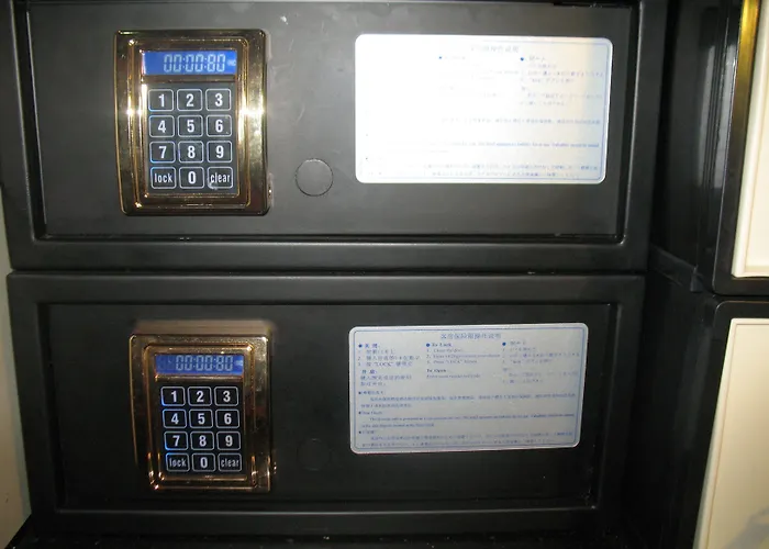 Family Hotel: City Guest House